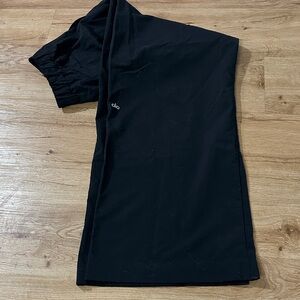 Alo pants size 10/12 ?